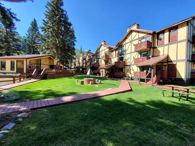 Auslander Condominiums LLC