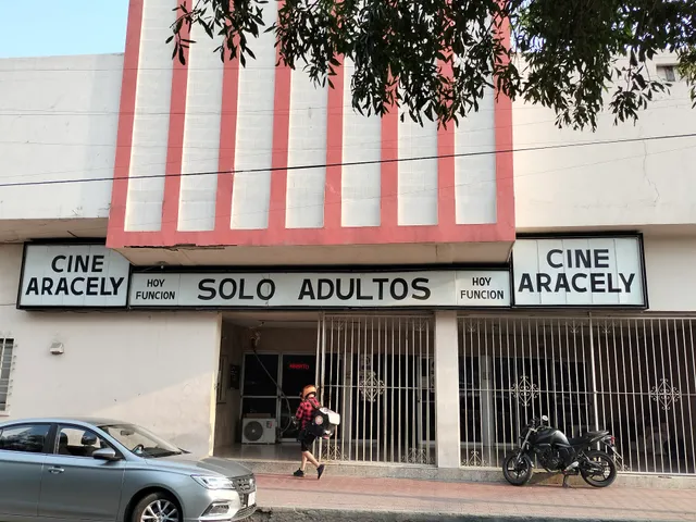 CINE ARACELY