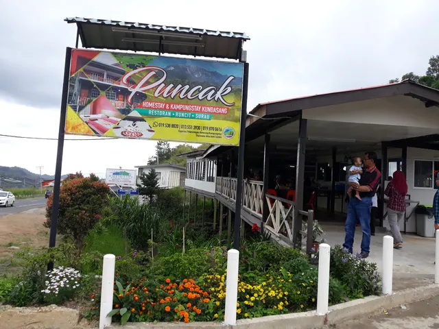 Puncak Homestay & Restaurant Kundasang