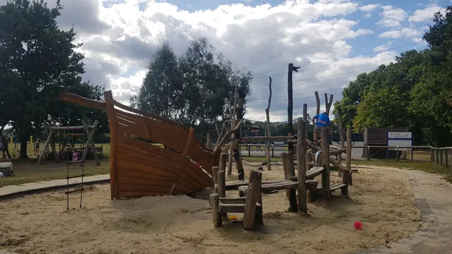 Byfleet Recreation Ground