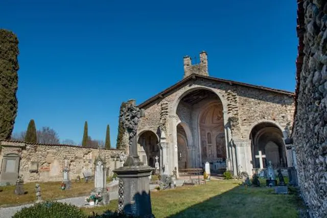 Basilica di Santa Giulia, Bonate Sotto