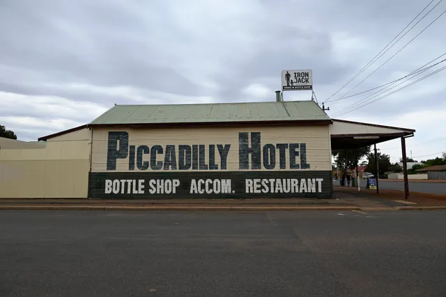 Piccadilly Hotel