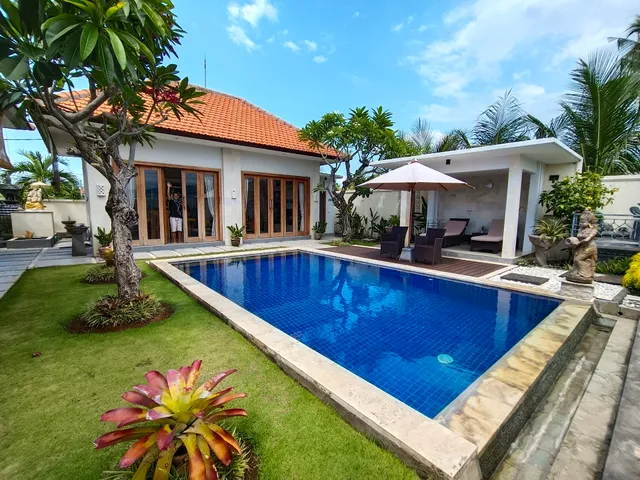 Banyu Riris Villa