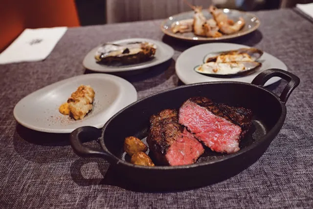 Cris Steakhouse 格禮氏牛排（高雄）