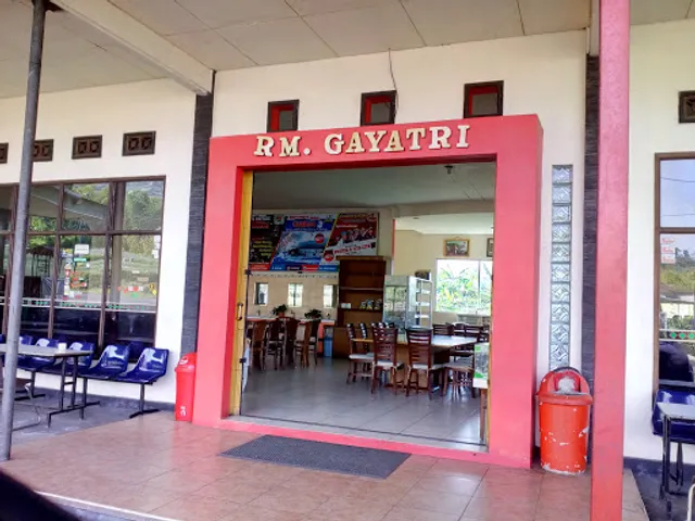 Rumah Makan Gayatri
