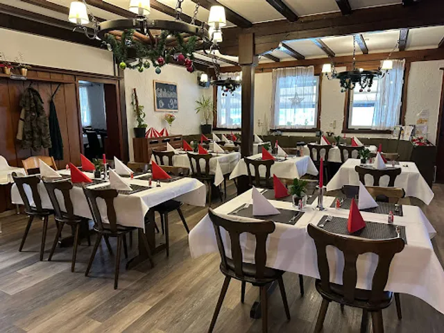 DIE SCHNITZELFARM / Restaurant Meisterklause