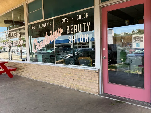 Crestview Shopping Center