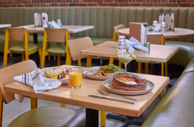 CRU PVD Kitchen & Bar