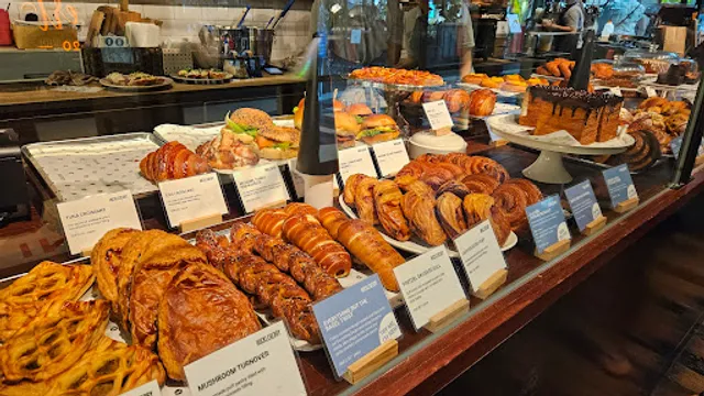 Huckleberry - Bangsar Shopping Centre