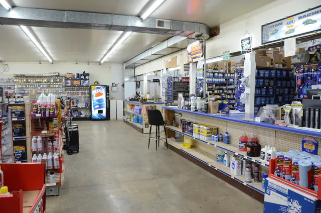 NAPA Auto Parts - T & K Cahoon