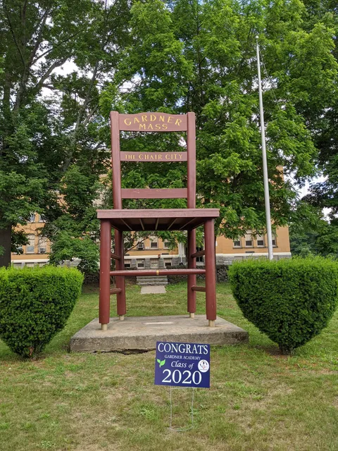 Bicentennial Giant Chair