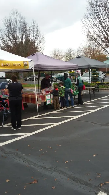 Sweet Apple Farmers & Artisans Market
