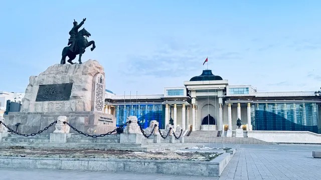 Sükhbaatar Square
