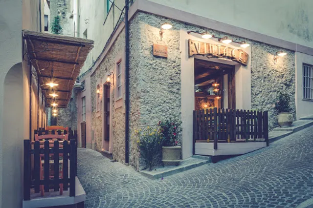 Vintage Paninari Gourmet