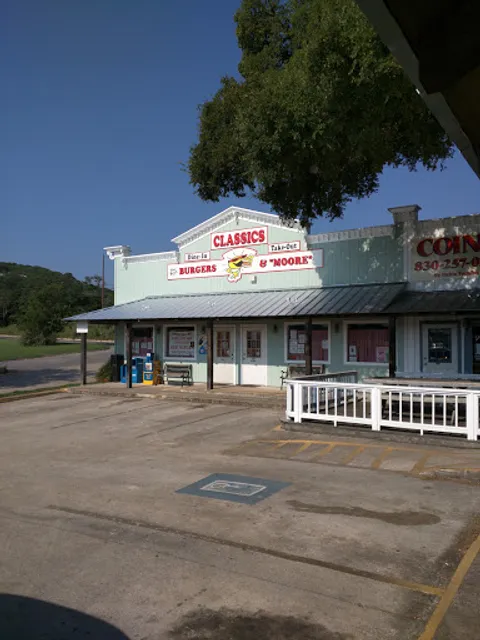 Classics Burgers & Moore