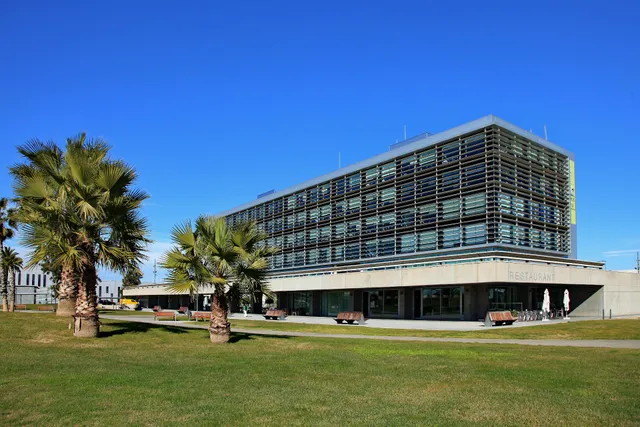 ZAL Port (BCN) - Service Center