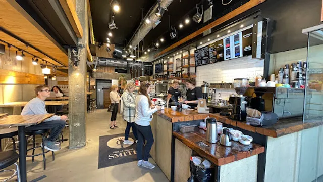 Café La Maison Smith St-Jean