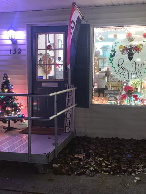 Queen Bee Boutique of Pottsville, LLC