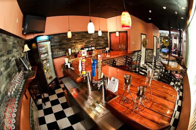 Pumpernickel's Deli, Restaurant and Catering