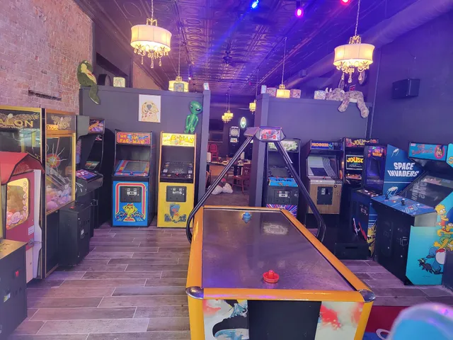 Time Zone Pizza Arcade