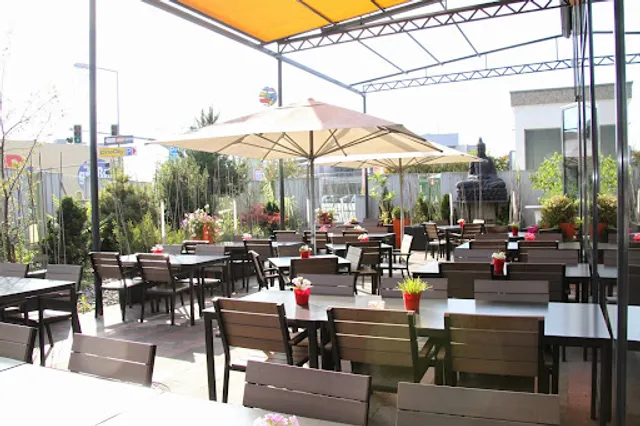 Fallaloon Asian Food To Go & Home-Service