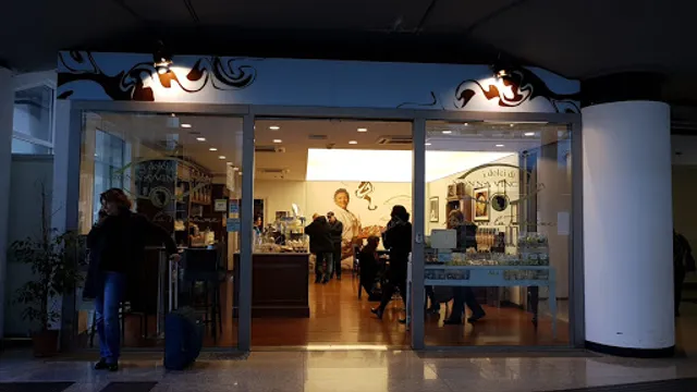 I Dolci di Nonna Vincenza Ritira in Aeroporto