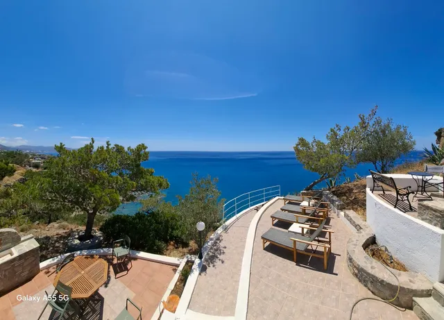 SeaScape Boutique Villa