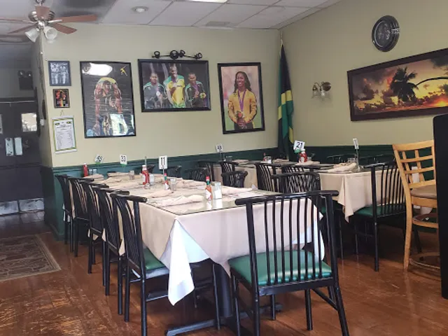 Trappixx Jamaican Restaurant