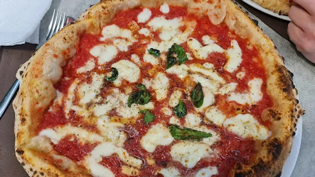 Pizzeria Attilio Albachiara Pummarò