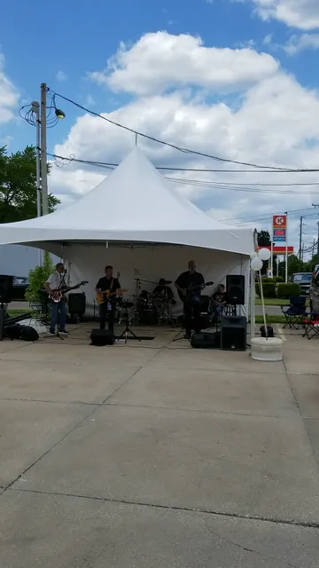 Leach's Meats & Sweets