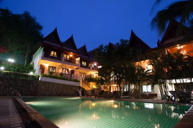 Kata Interhouse Resort