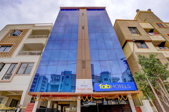 Via Royal Inn NS - Hotel in Taluka, Pune