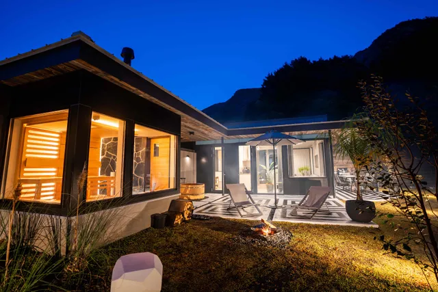 梅ケ島ドライブイン＆サウナヴィラ