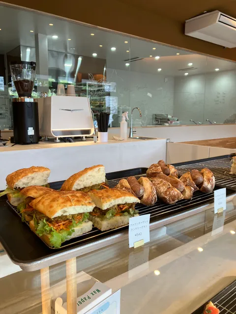 Amber bakery&coffee roastery