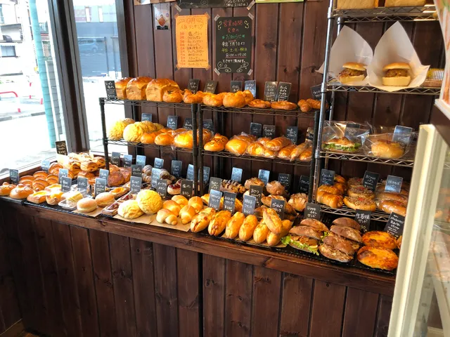 ベーカリー makotopan