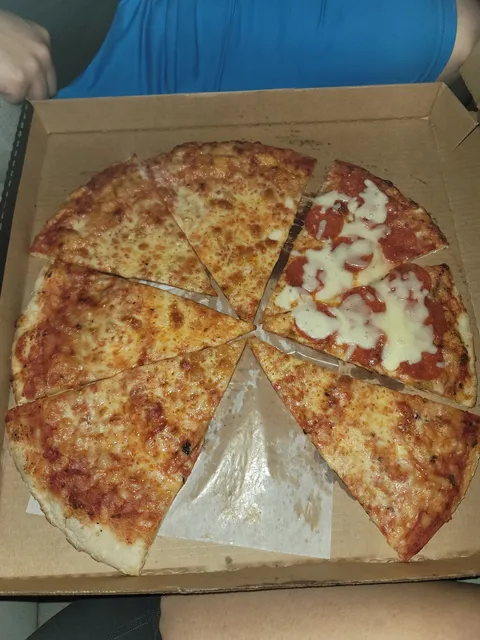 Christy's Pizza (Food Truck)