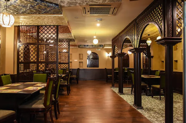 Poppys Tower Hotel - Saffron Multicuisine Restaurant