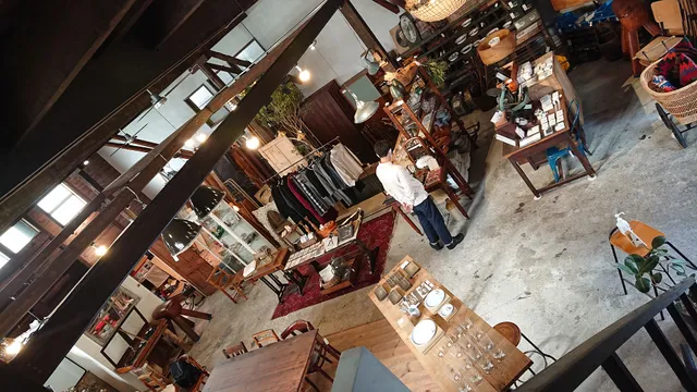 SHABBY'S MARKETPLACE