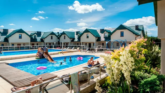 Seasonal Holiday Fulay