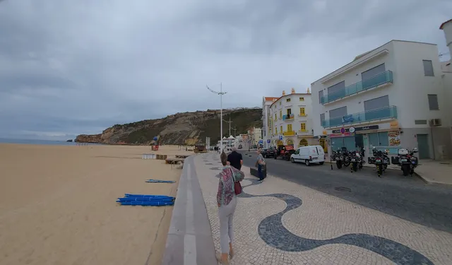 Genny's Place Nazaré