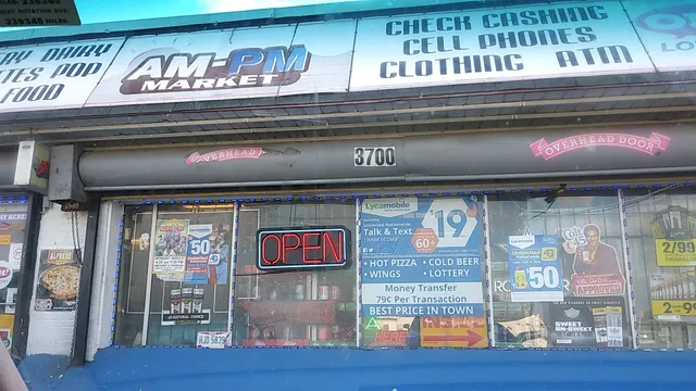 West 3rd Grocery Store