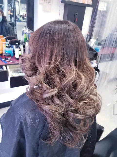 Giovanny's Hair Salon & Spa