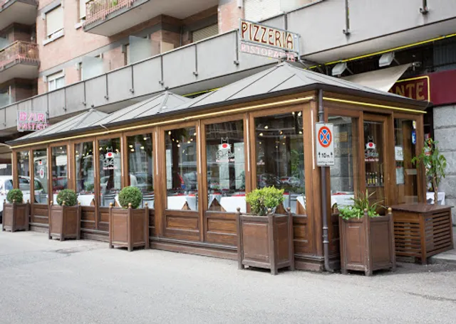 Silvestro Pizza Restaurant