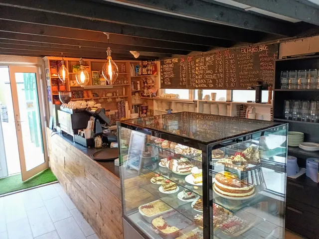 The CowHouse cafe & bistro