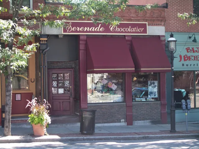 Serenade Chocolatier