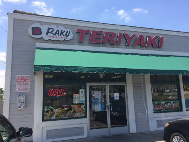 Raku Teriyaki and Sushi Roll