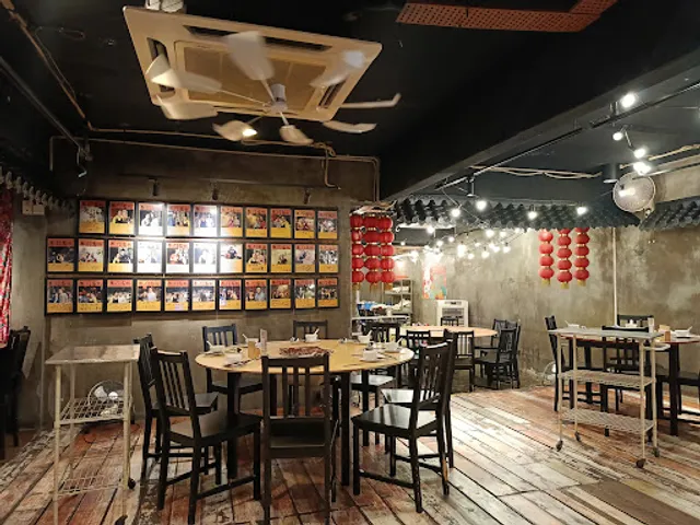 Dragon Door Steamboat (non Halal)