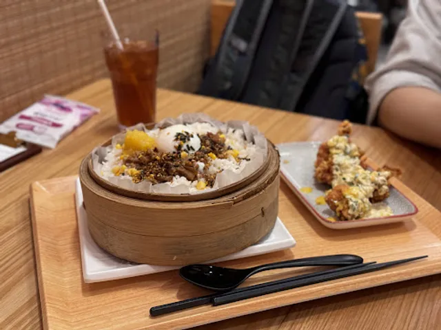 Antoshimo Cafe & Bakery