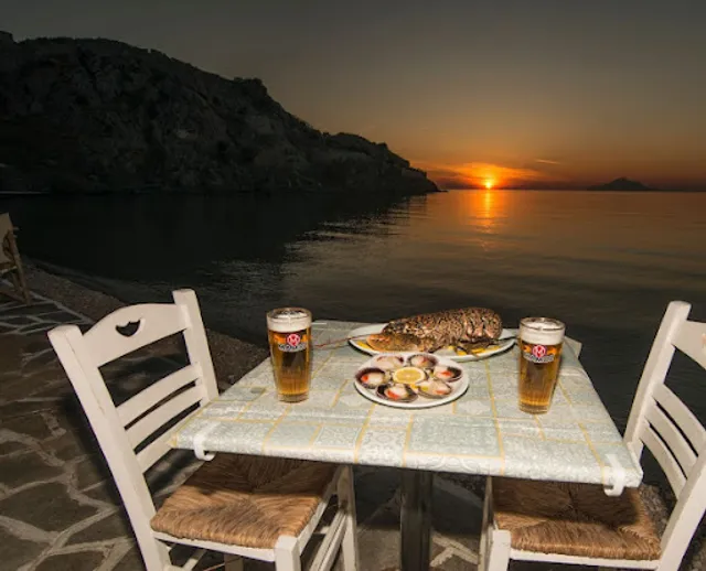 Romeiko all day local food