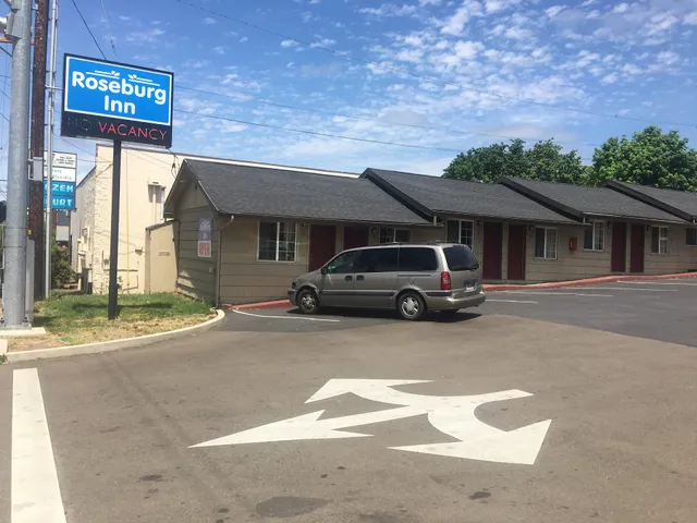 Roseburg Inn